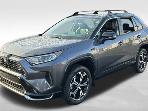 Used 2021 Toyota RAV4 XSE w/ Weather Package AWD/4WD image 2