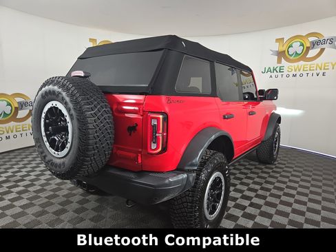 Used 2021 Ford Bronco Badlands image 9