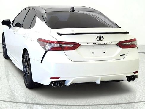 Used 2021 Toyota Camry XSE FWD image 7