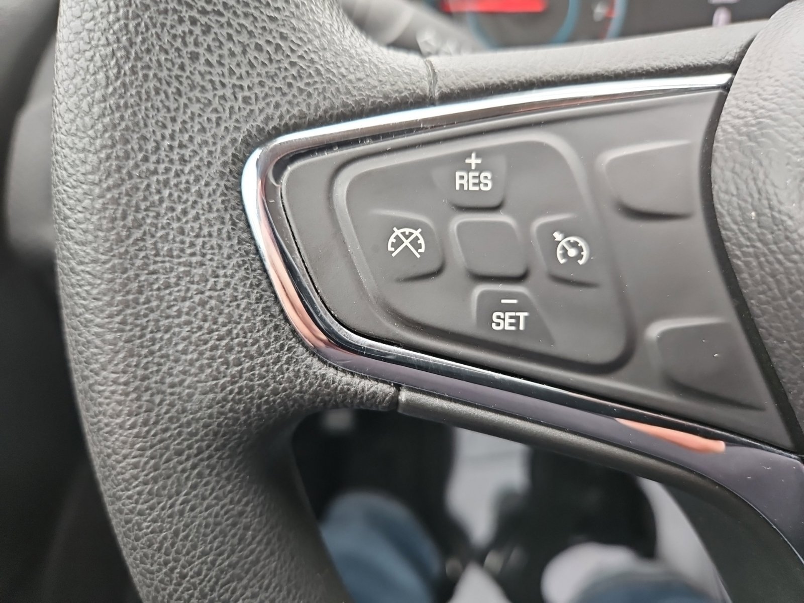 Used 2017 Chevrolet Cruze LT w/ Convenience Package FWD image 26