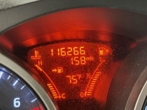 Used 2011 Nissan Juke SV AWD/4WD image 19
