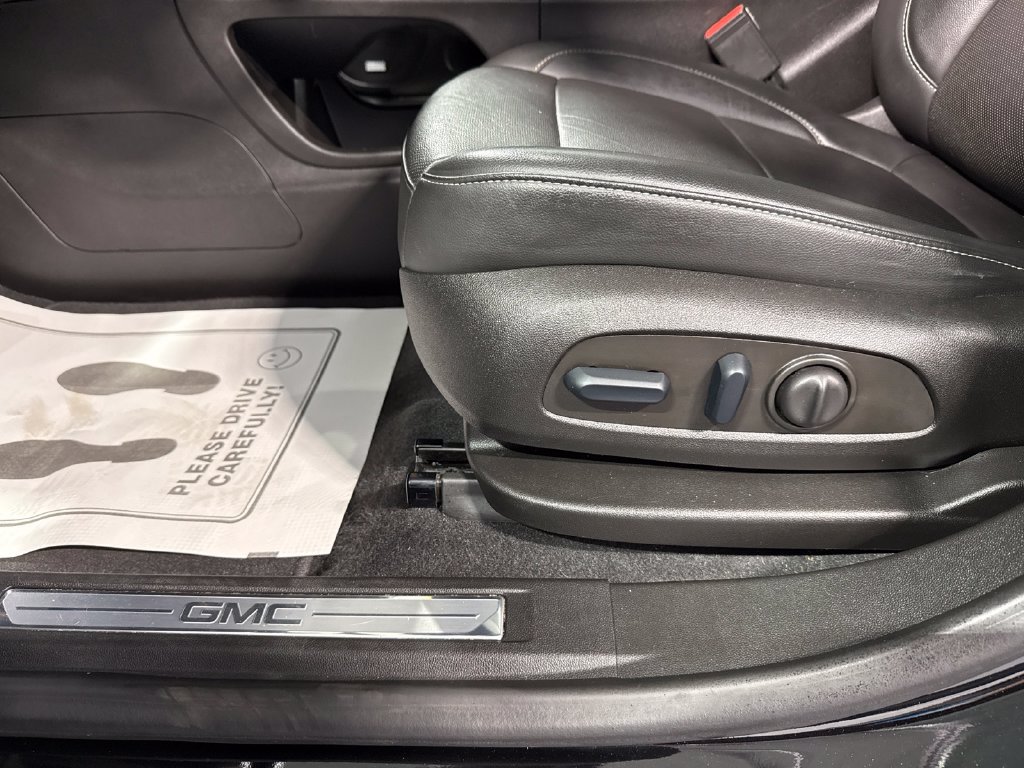 Used 2023 GMC Acadia SLT w/ Elevation Edition FWD image 22
