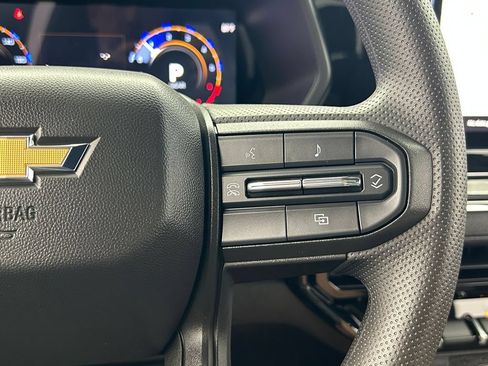 Used 2026 Chevrolet Colorado W/T w/ WT Custom Package RWD image 27