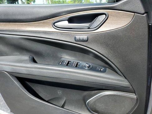 Used 2018 Alfa Romeo Stelvio Ti AWD/4WD image 30