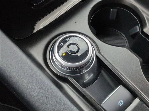 Used 2025 Ford Explorer ST-Line image 12