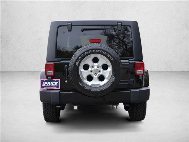 Used 2016 Jeep Wrangler Unlimited Sahara w/ Connectivity Group AWD/4WD image 6