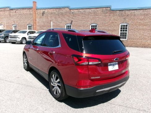 Used 2024 Chevrolet Equinox Premier image 5