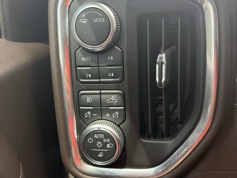 Used 2021 GMC Sierra 1500 SLT w/ SLT Premium Package AWD/4WD image 19