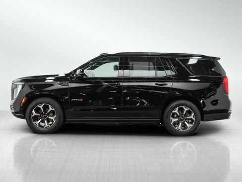 Used 2025 GMC Yukon AT4 Ultimate AWD/4WD image 2