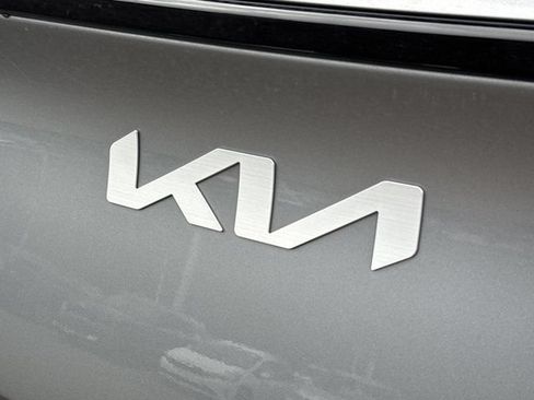 Used 2023 Kia Sportage LX FWD image 9