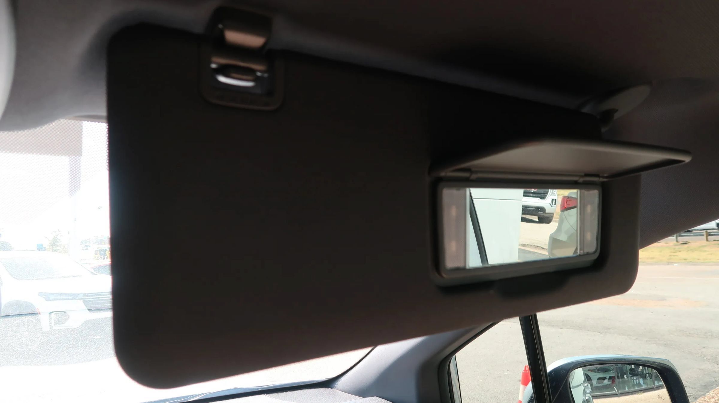 Used 2021 Toyota Sienna XLE FWD image 38