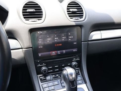 Used 2019 Porsche 718 Cayman RWD image 5