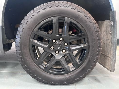 Used 2024 Chevrolet Silverado 1500 RST AWD/4WD image 10