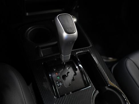 Used 2024 Toyota 4Runner TRD Off-Road Premium image 24