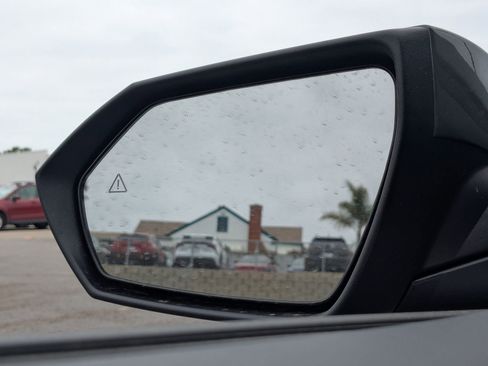 New 2025 Hyundai Elantra Limited image 15