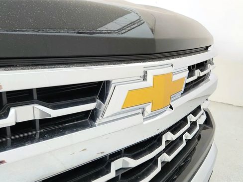 Used 2025 Chevrolet Silverado 1500 LTZ w/ Z71 Off-Road Package image 16