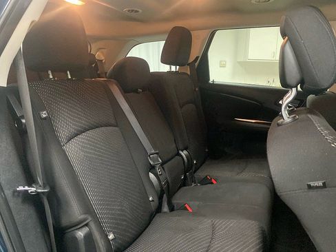Used 2015 Dodge Journey SXT w/ Flexible Seating Group image 14