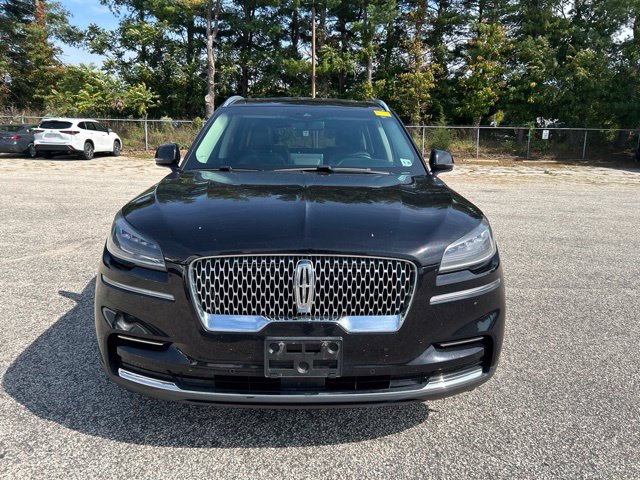 Used 2024 Lincoln Aviator AWD w/ Premium Package image 2