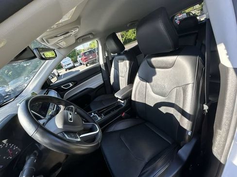 Used 2022 Jeep Compass Limited AWD/4WD image 15