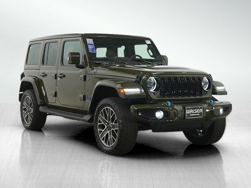 Used 2024 Jeep Wrangler High Altitude AWD/4WD image 7