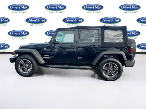 Used 2017 Jeep Wrangler Unlimited Sport w/ Dual Top Group image 5