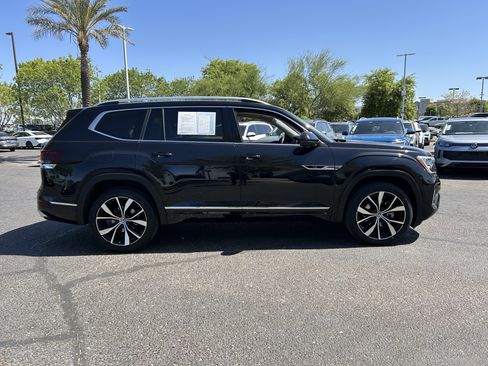 Used 2024 Volkswagen Atlas SEL Premium R-Line AWD/4WD image 5