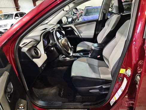 Used 2018 Toyota RAV4 Adventure AWD/4WD image 17