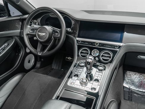 Used 2023 Bentley Continental GT V8 image 27