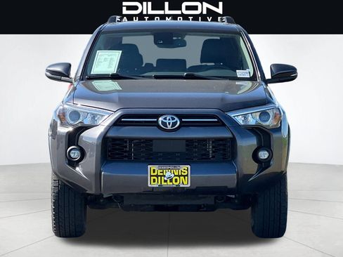 Used 2021 Toyota 4Runner SR5 Premium w/ Moonroof Package AWD/4WD image 9
