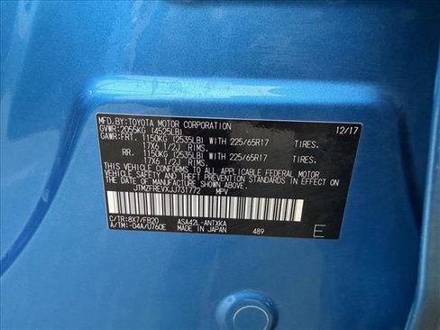 Used 2018 Toyota RAV4 LE image 24