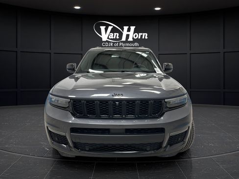Used 2024 Jeep Grand Cherokee L Limited w/ Luxury Tech Group II AWD/4WD image 8