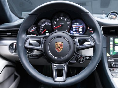 Used 2019 Porsche 911 Carrera S image 7