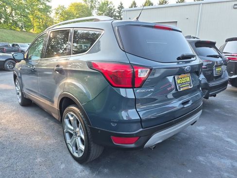 Used 2019 Ford Escape Titanium AWD/4WD image 3