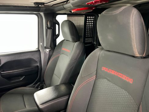 Used 2021 Jeep Wrangler Unlimited Rubicon image 16