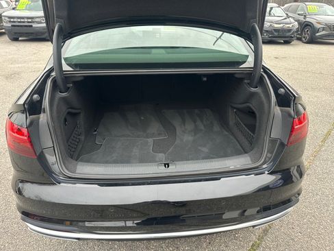 Used 2021 Audi A4 2.0T Premium w/ Convenience Package image 10