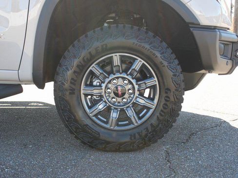 New 2026 GMC Sierra 1500 AT4X image 4