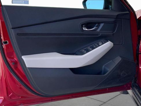 Used 2025 Honda Accord SE image 22