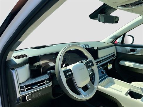 New 2025 Hyundai Santa Fe Calligraphy image 9