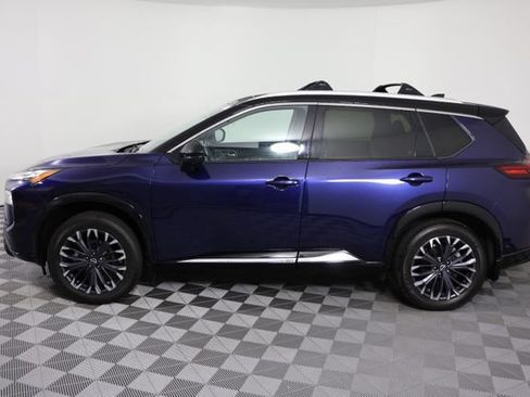 Used 2024 Nissan Rogue Platinum w/ Platinum Premium Package AWD/4WD image 5