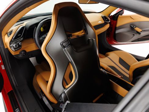 Used 2020 Ferrari 488 Pista Coupe RWD image 50