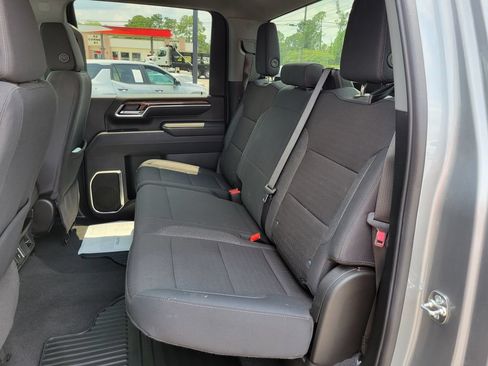 Used 2025 Chevrolet Silverado 2500 LT w/ Convenience Package AWD/4WD image 14