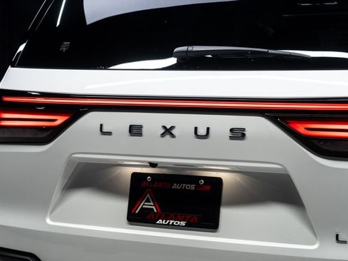 Used 2025 Lexus LX 600 4WD w/ Appearance Package image 19