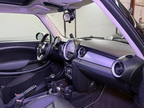 Used 2012 MINI Cooper Hardtop image 6