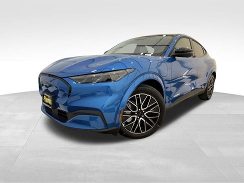 New 2025 Ford Mustang Mach-E Premium image 1