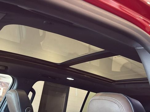 New 2026 GMC Acadia Denali Ultimate w/ LPO, Floor Liner Package AWD/4WD image 30