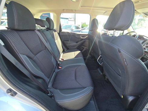 Used 2021 Subaru Forester Premium AWD/4WD image 12