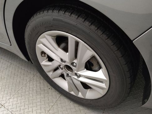 Used 2019 Hyundai Elantra SEL w/ Cargo Package image 31