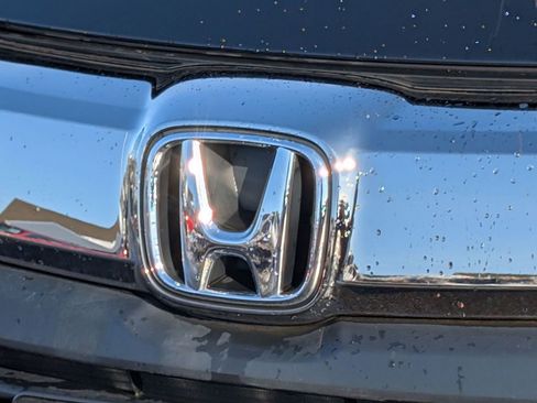 Used 2019 Honda HR-V LX image 11