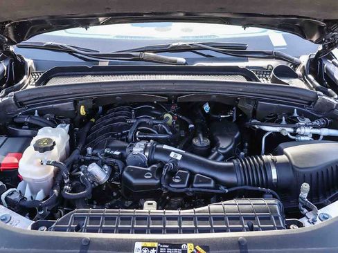 Used 2023 Jeep Grand Cherokee Altitude RWD image 29