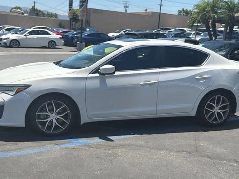 Used 2019 Acura ILX FWD image 4